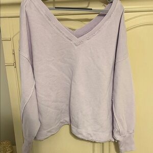 American Eagle Outfitters Light Purple V-Neck Sweatshirt large